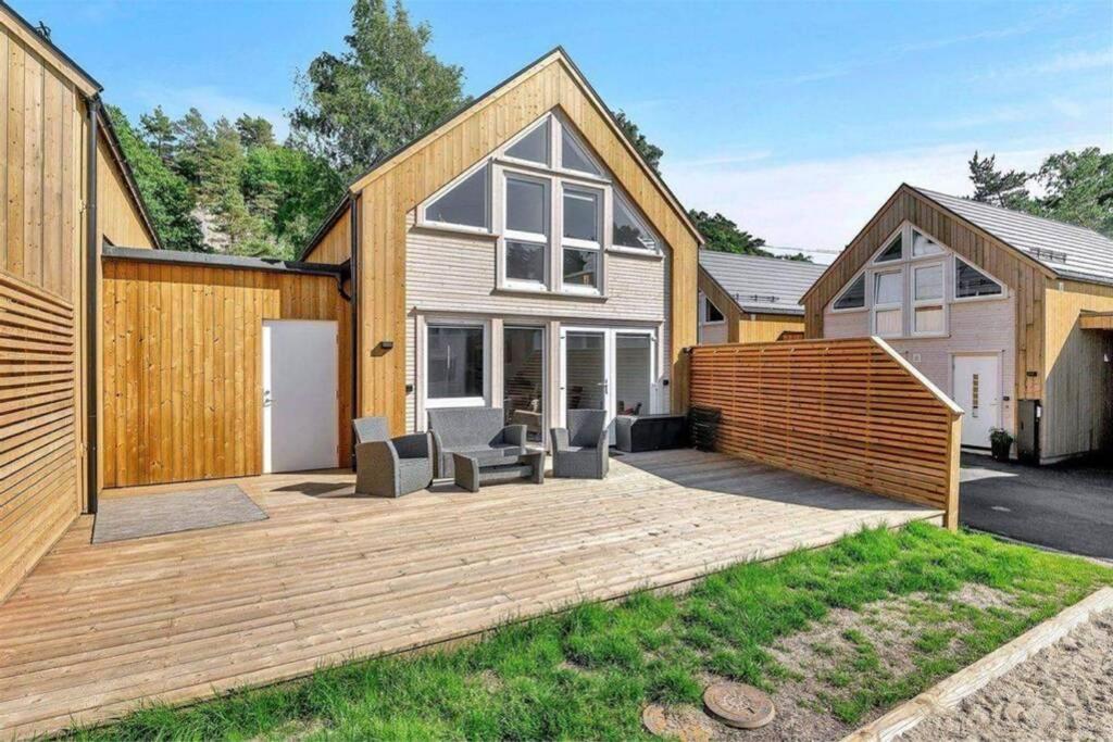 Nybygd Feriebolig Rett Ved Strand Til Leie! Kristiansand Bagian luar foto